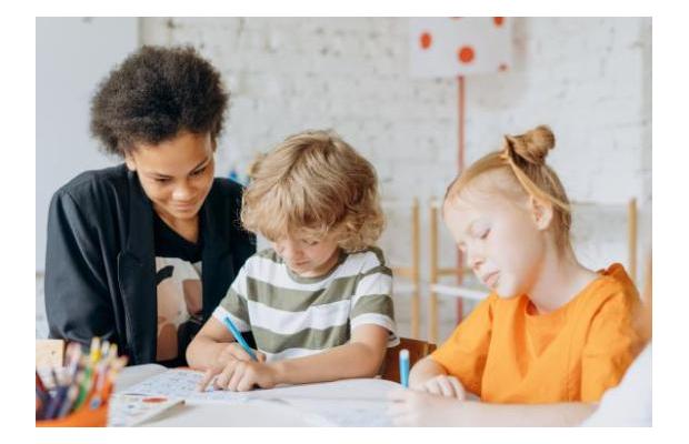 Barnskötare till förskola och skola i Nacka höstterminen 2026